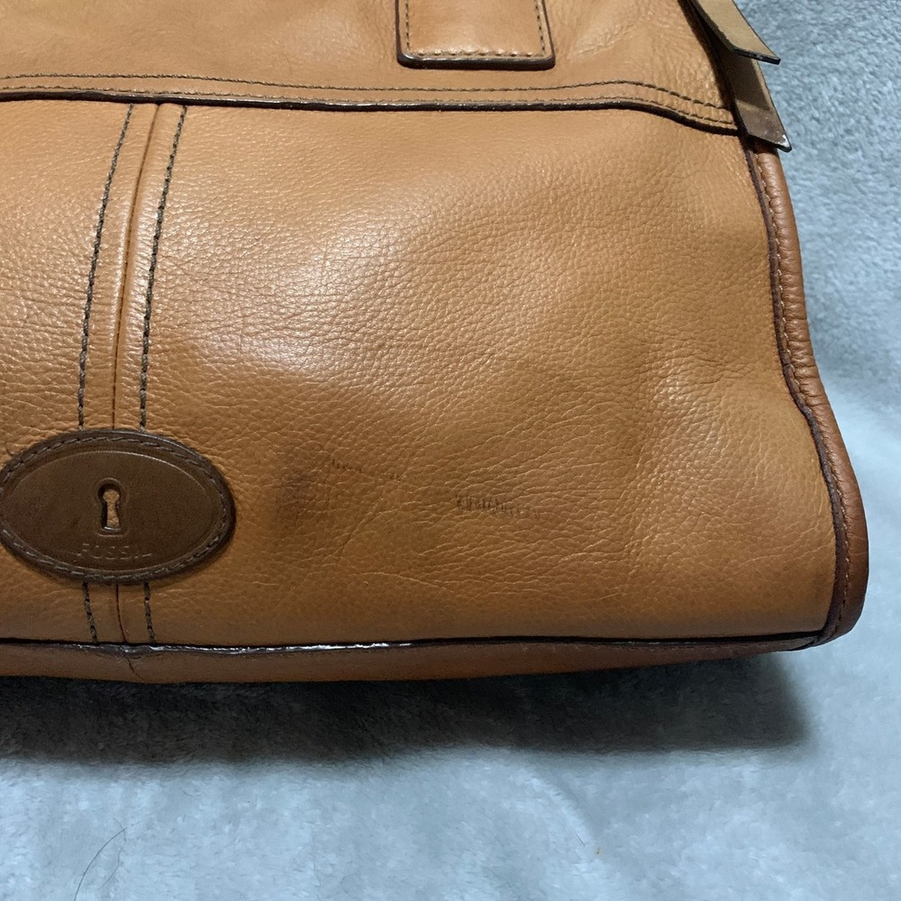 Fossil Women's Tan Leather Handbag Shoulder Bag Top Zip Pockets Flaw - Picture 11 of 16